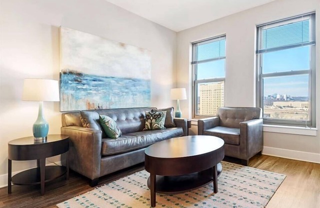 Steps from Whole Foods 2 BR | Pet-Friendly