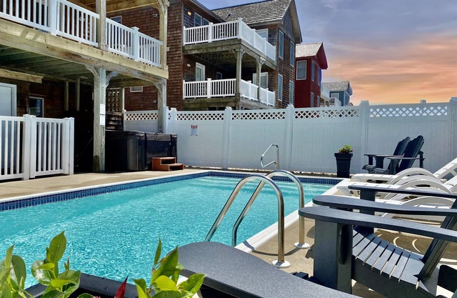 💥Steps to the Beach🌊HEATED Pool Included! Elevator⚓Golf Cart💥Ocean Views!