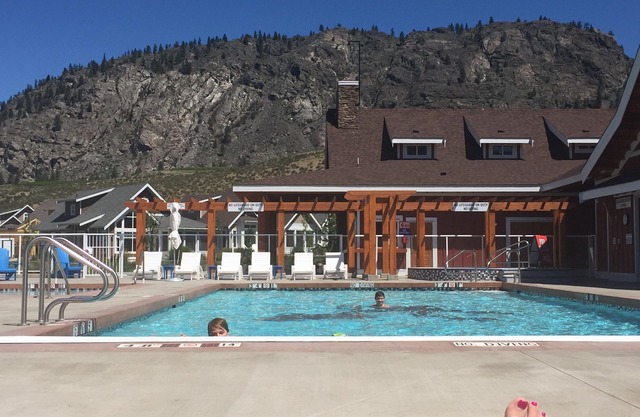 Steps to the Beach & Pools plus Spectacular Lake Views from the Deck.