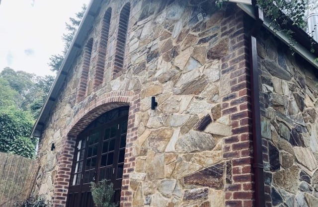 Stone cottage in Perth Hills