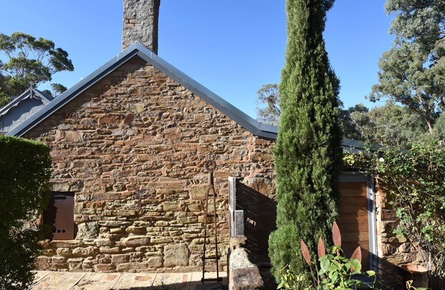 Stone Edge - South Cottage