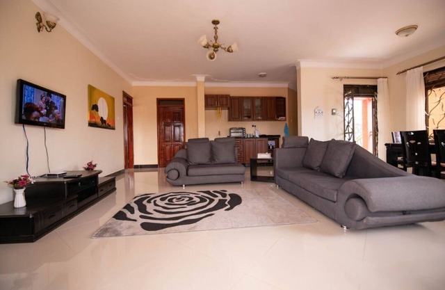 StoneWall Three Bedroom Apartment