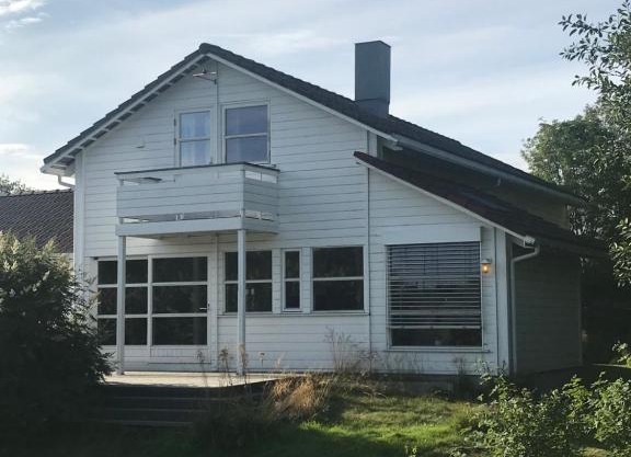 Stor villa på Leknes