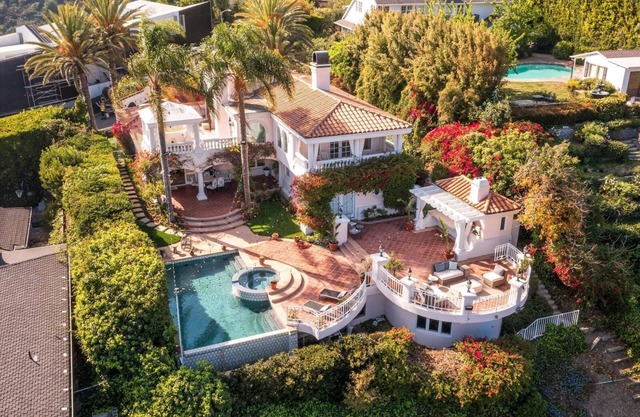 Stradella Spanish - 3B Contemporary Mediterranean Resort-Style in Bel Air