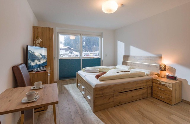 Studio-appartement mit Küche, Bad, Balkon ÜF - Haus Romeo - Alpine Gay Resort
