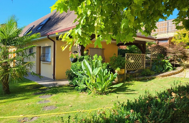 Studio 2 with free parking Sarlat center