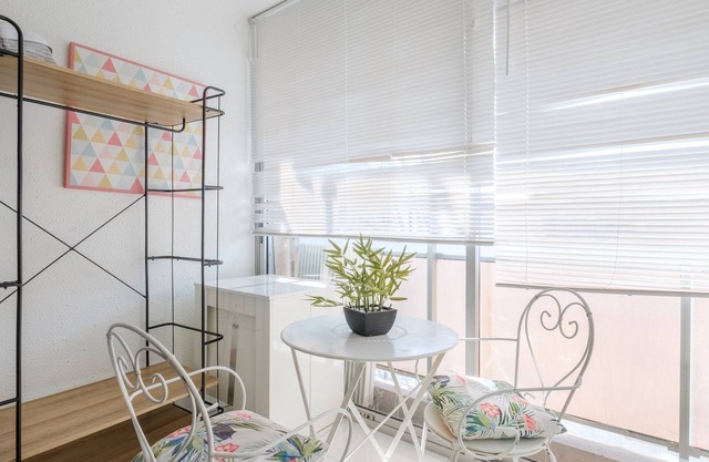 Studio '4 Persons Seaside' with Private Terrace and Air Conditioning