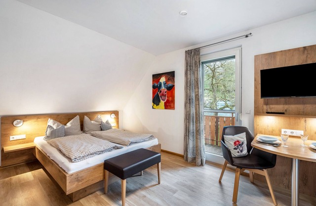 Studio Apartment 'Ferienwohnung Morgensonne' with Shared Terrace, Shared Garden and Wi-Fi