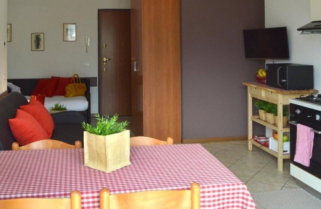 Studio apartment 12 - 5 mins to ski area and mountains treks