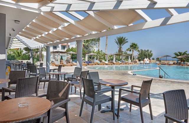 Studio Apartment 'Evripides Triple Room 1' with Shared Pool, Shared Garden and Air Conditioning
