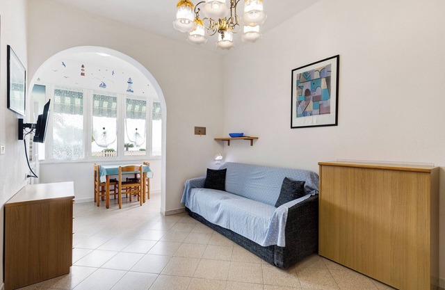 Studio Apartment "Monolocale 12" with Sea View, Wi-Fi & Air Conditioning