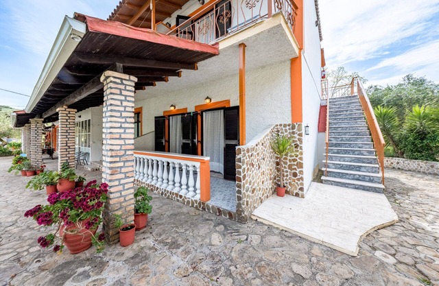 Studio Apartment 'Maltas 20' with Shared Terrace, Wi-Fi and Air Conditioning