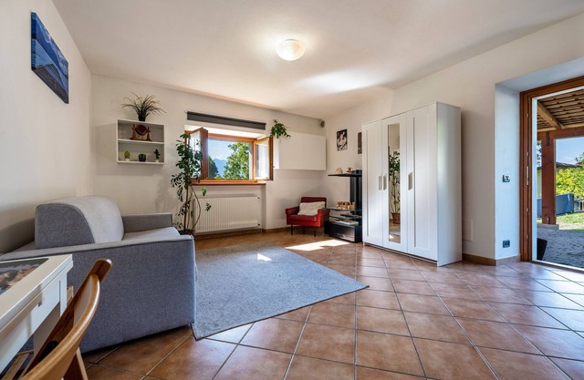 Studio Apartment 'Panoramic Green' with Lake View, Private Terrace and Wi-Fi