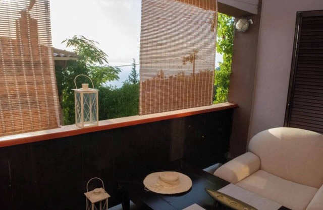 Studio Apartment 'Tajo Suite' with Sea View, Wi-Fi and Air Conditioning
