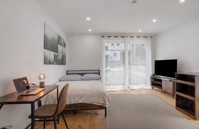 Studio 'Ay Homes 05' with Wi-Fi
