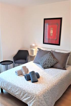 # STUDIO BON EMPLACEMENT AVEC PARKING #
