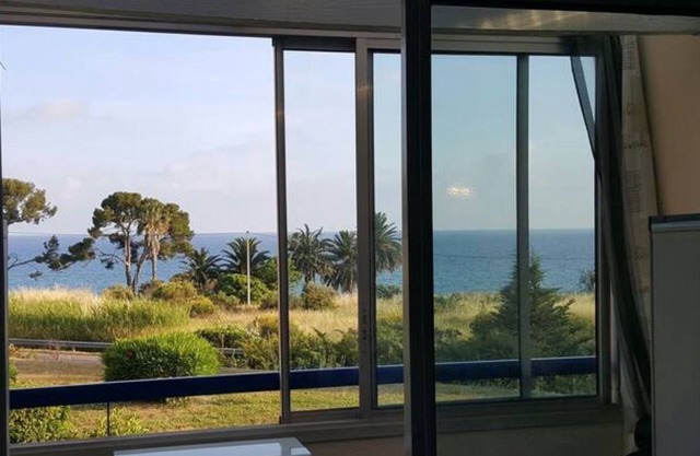 Studio Bord de mer 4 Personnes Très Belle vue