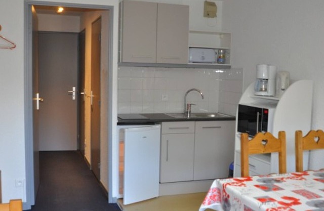 Studio cabin at the slopes, balcony, pets welcome
