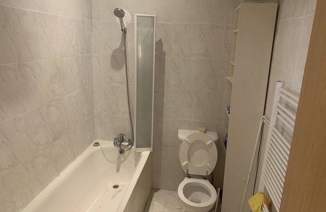 Studio flat on first floor
