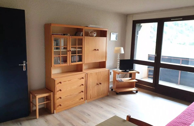 STUDIO in den PIEDS von CORRECON