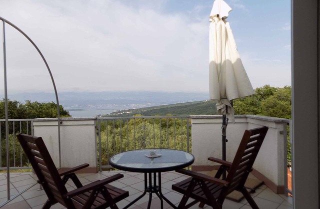 Studio with garden terrace
