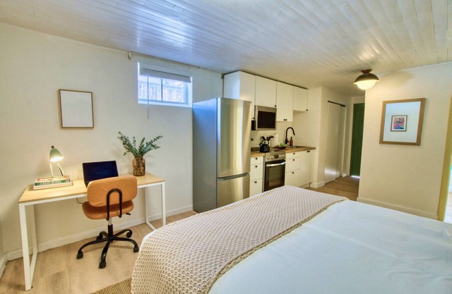 Studio with Private Entrance & Bath |Backs to NREL