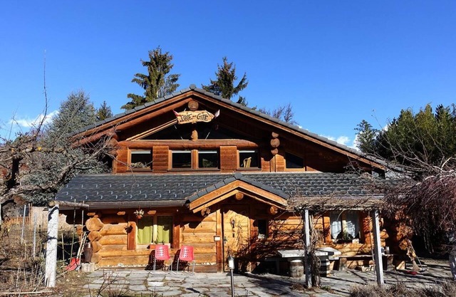 Studio with terrace (7 minutes from Vercorin)