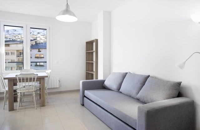 Studio with Views. 300 mtr from slopes. PAS DE LA CASA. 24