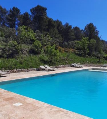 Studios indépendants dans grand Domaine en pleine nature