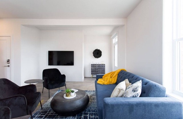 Stunning 1 Bedroom in Mile End by Denstays