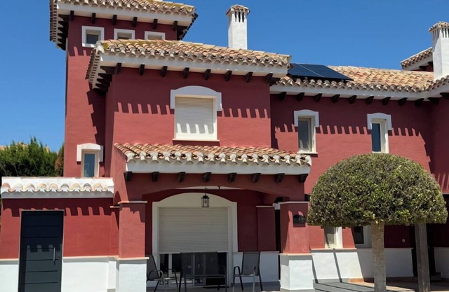 Stunning 2 bed Villa & HEATED Pool on the 5* Mar Menor Golf Resort -Quiet street