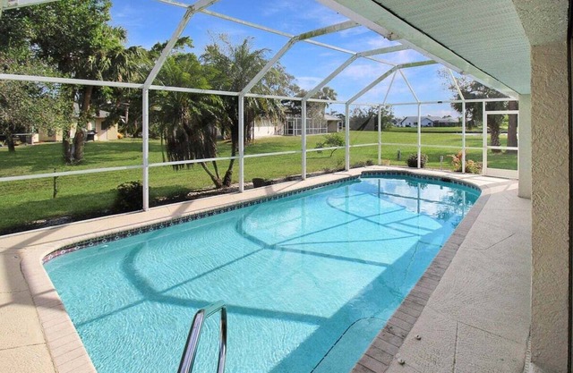 Stunning 3/2 pool home in the heart of Punta Gorda - Pelican Poolside
