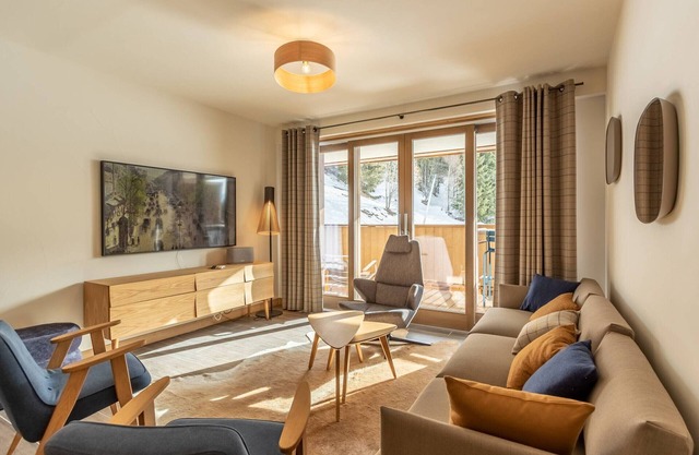 Stunning 6-room in Arcs 1600, POOL, SPA, ski-in ski-out, up to 12 people