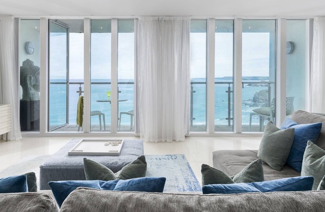 Stunning cliff top apartment with breathtaking "WOW" sea views overlooking beach