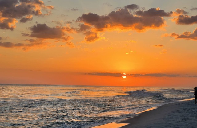 Stunning Cozy Navarre Beach Town House Newly Renovated in a Great Location