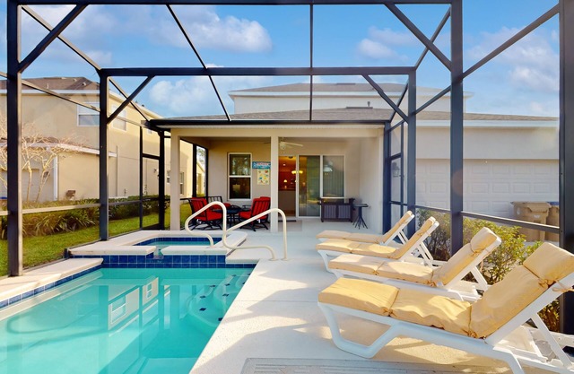 Stunning getaway with games & clubhouse amenities - near parks