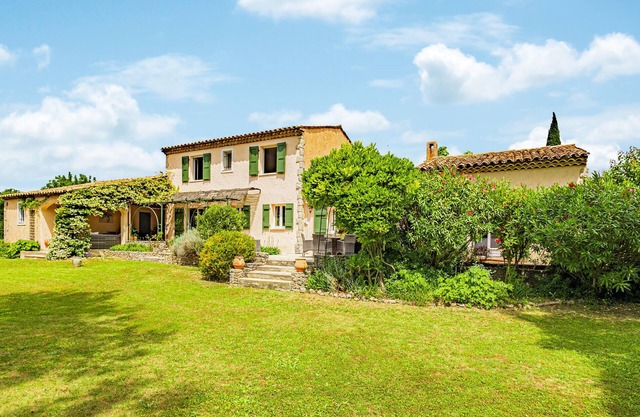 Stunning home in Callian with WiFi