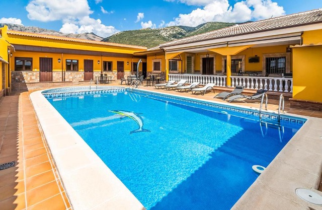 Stunning Home In Priego De Cordoba