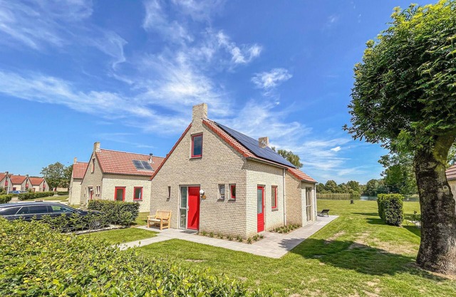 Stunning home in Ewijk with kitchen