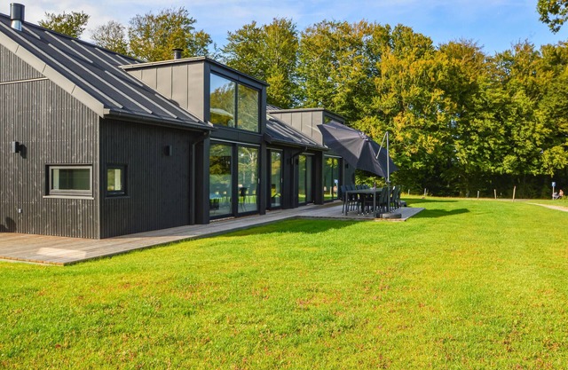 Stunning home in Haderslev with kitchen