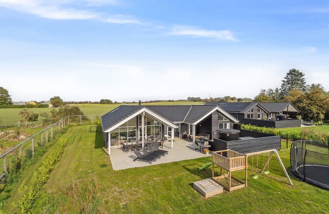 Stunning home in Jægerspris with sauna