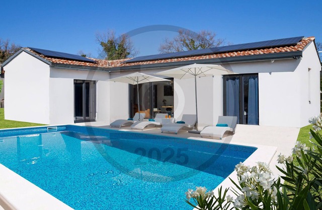 Stunning home in Kavran