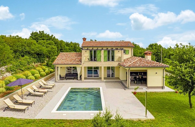 Stunning home in Labin