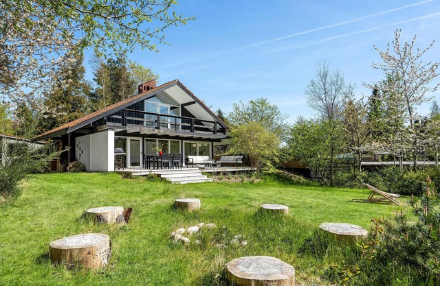 Stunning home in Vejby with WiFi
