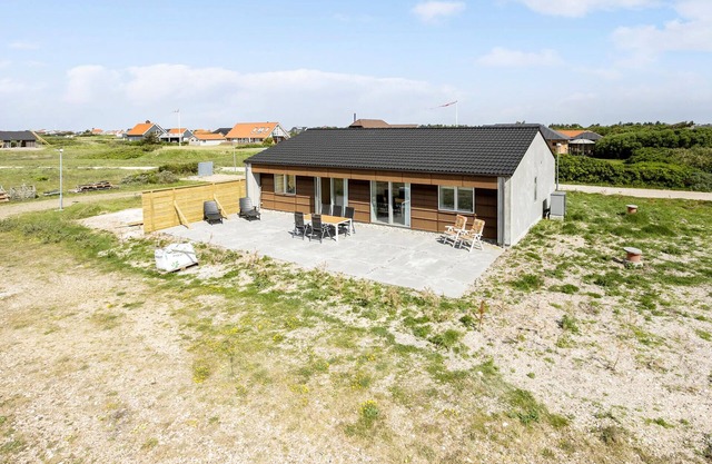 Stunning home in Vestervig with WiFi