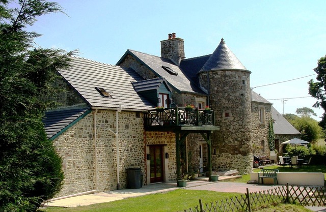 Stunning La Grange Cottage, Child-Friendly, Heated Pool Great Facilities