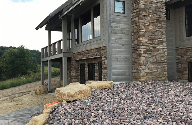 Stunning Lodge Experience in Buffalo County WI/Picturesque Views-Pet Friendly!