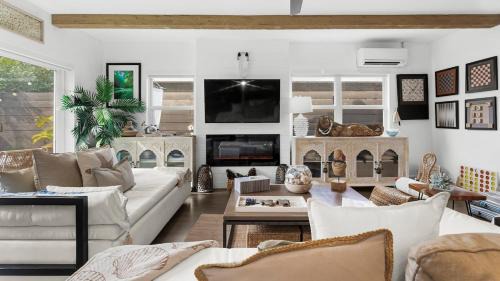 Stunning, Modern and Quiet Beach House
