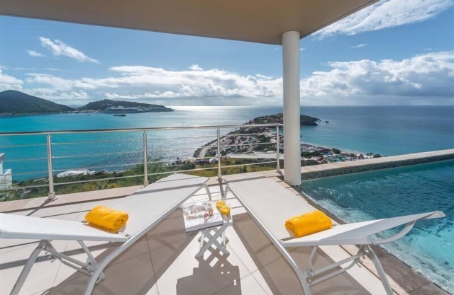 Stunning Oceanview Villa with Private Pool