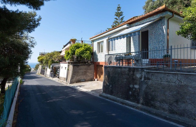 Stunning private villa for 7 guests with TV and terrace